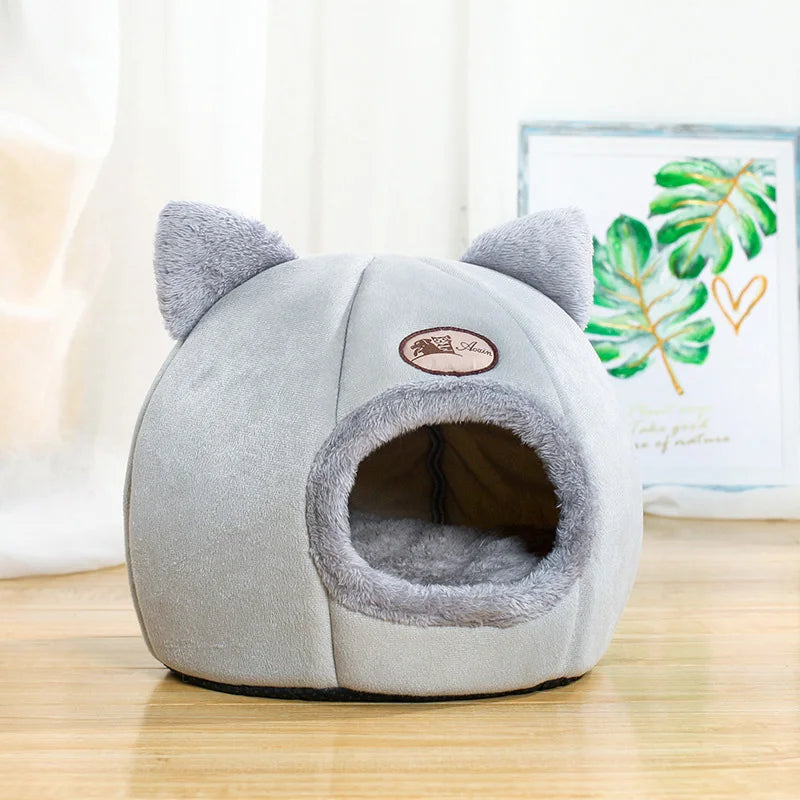 Winter Cozy Pet Cave – Deep Sleep Bed for Cats & Small Dogs
