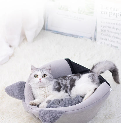 Winter Cozy Pet Cave – Deep Sleep Bed for Cats & Small Dogs