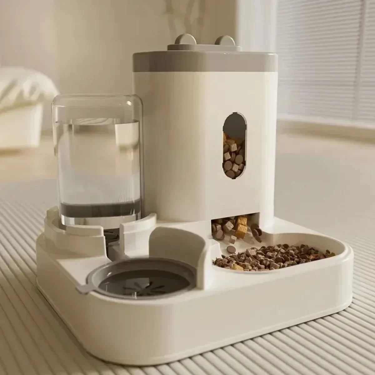 Automatic Pet Feeder & Water Dispenser – Large Capacity Feeding Station